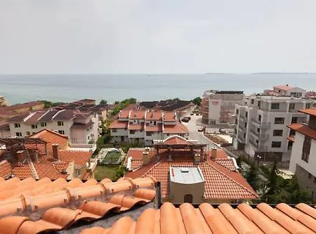 Апартаменты Private In Kentavar