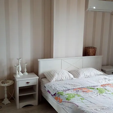 Апартаменты Private In Kentavar *
